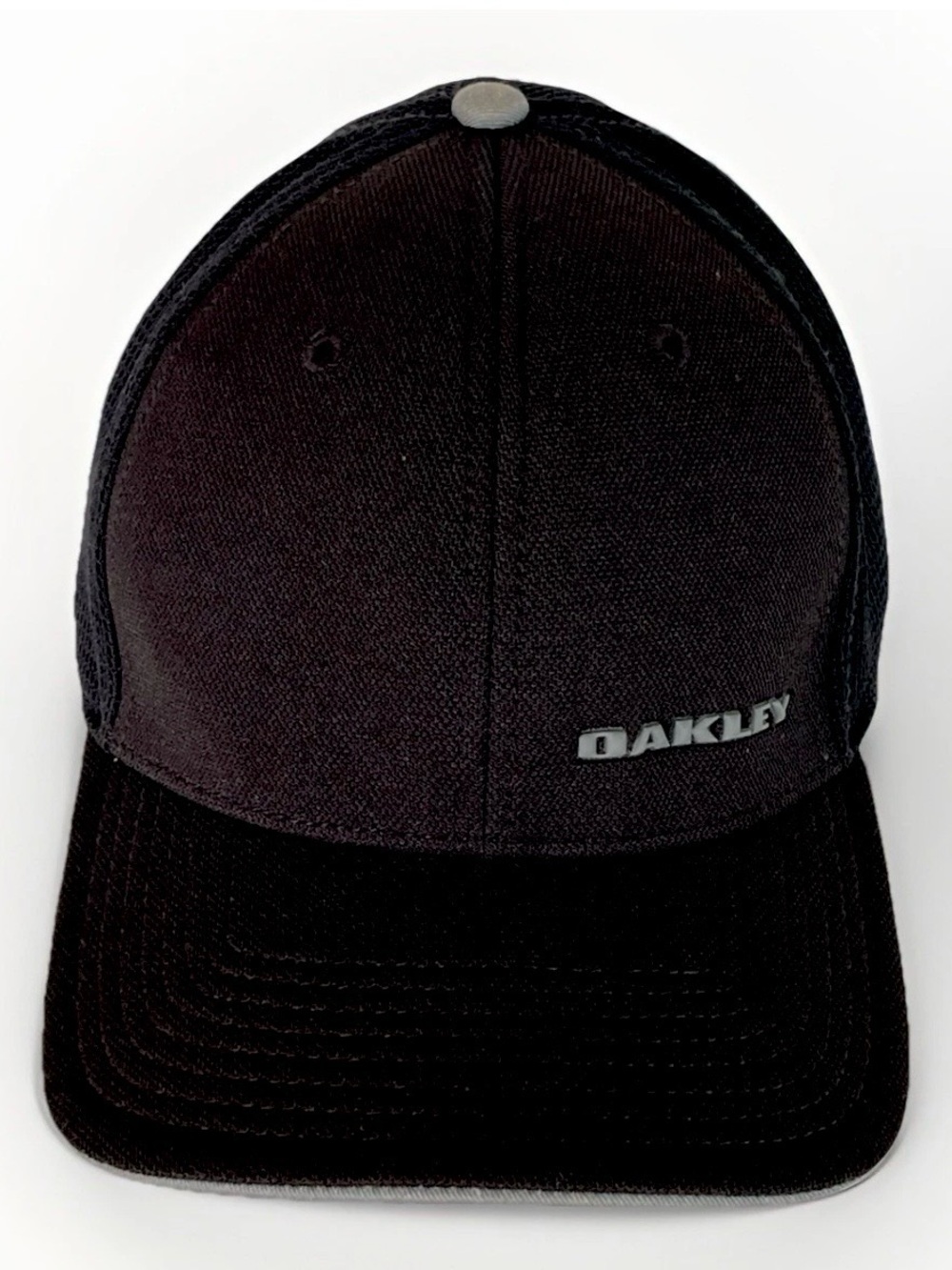 Oakley Fitted Mesh Back Golf/Trucker Hat Black S/M Flex Fit EXCELLENT CONDITION